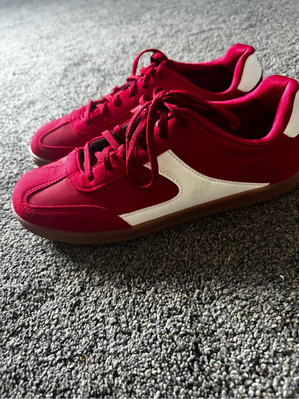 SHEIN Red and White Low-Top Athletic Sneakers